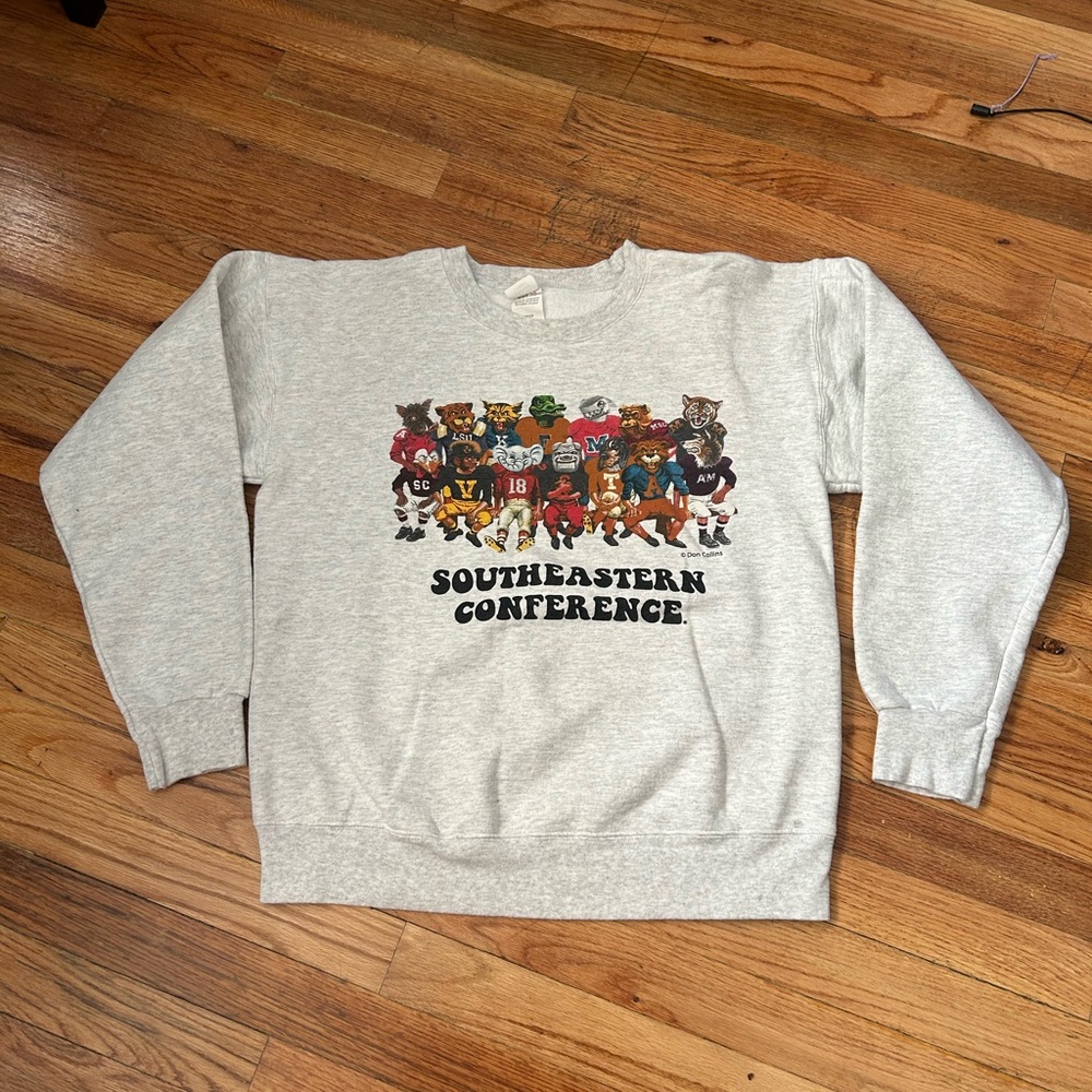 Vintage Southeastern Conference SEC Football Graphic Hanes 90s Small College